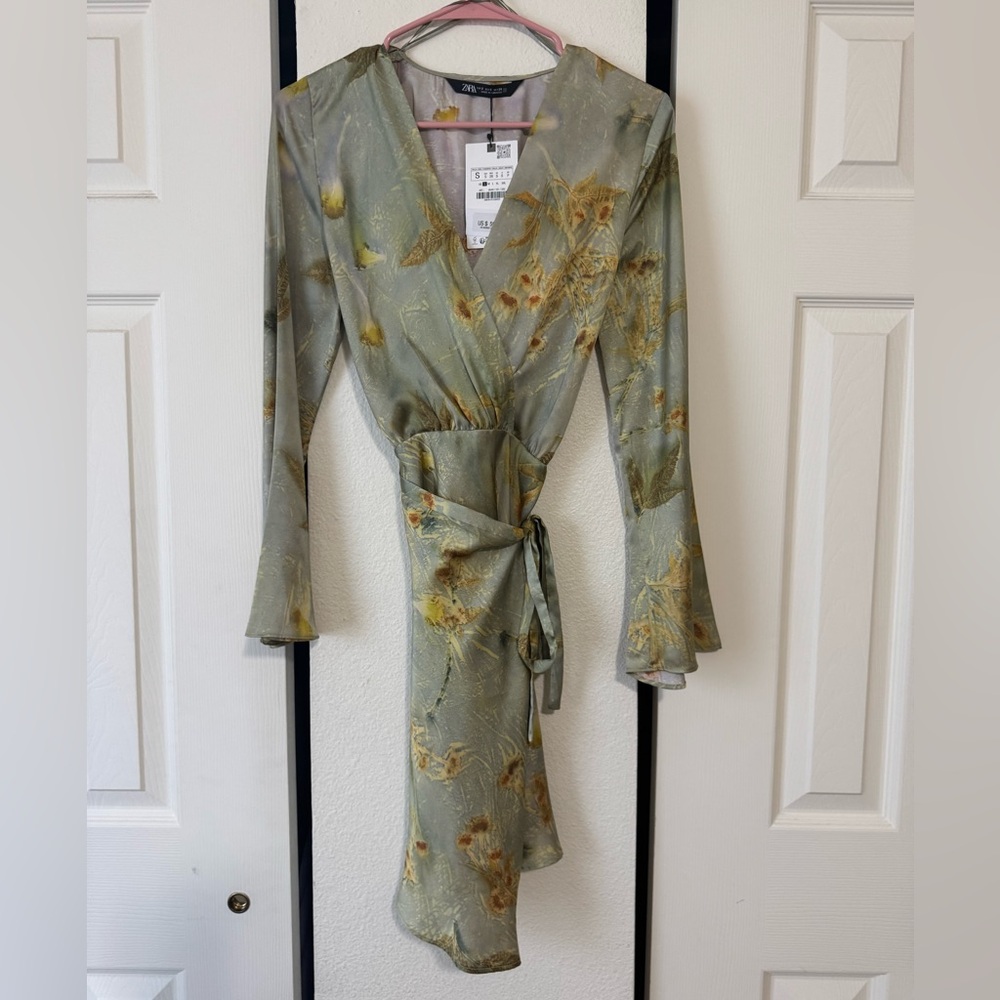 Zara Long Sleeve Floral Dress in Olive and Gold